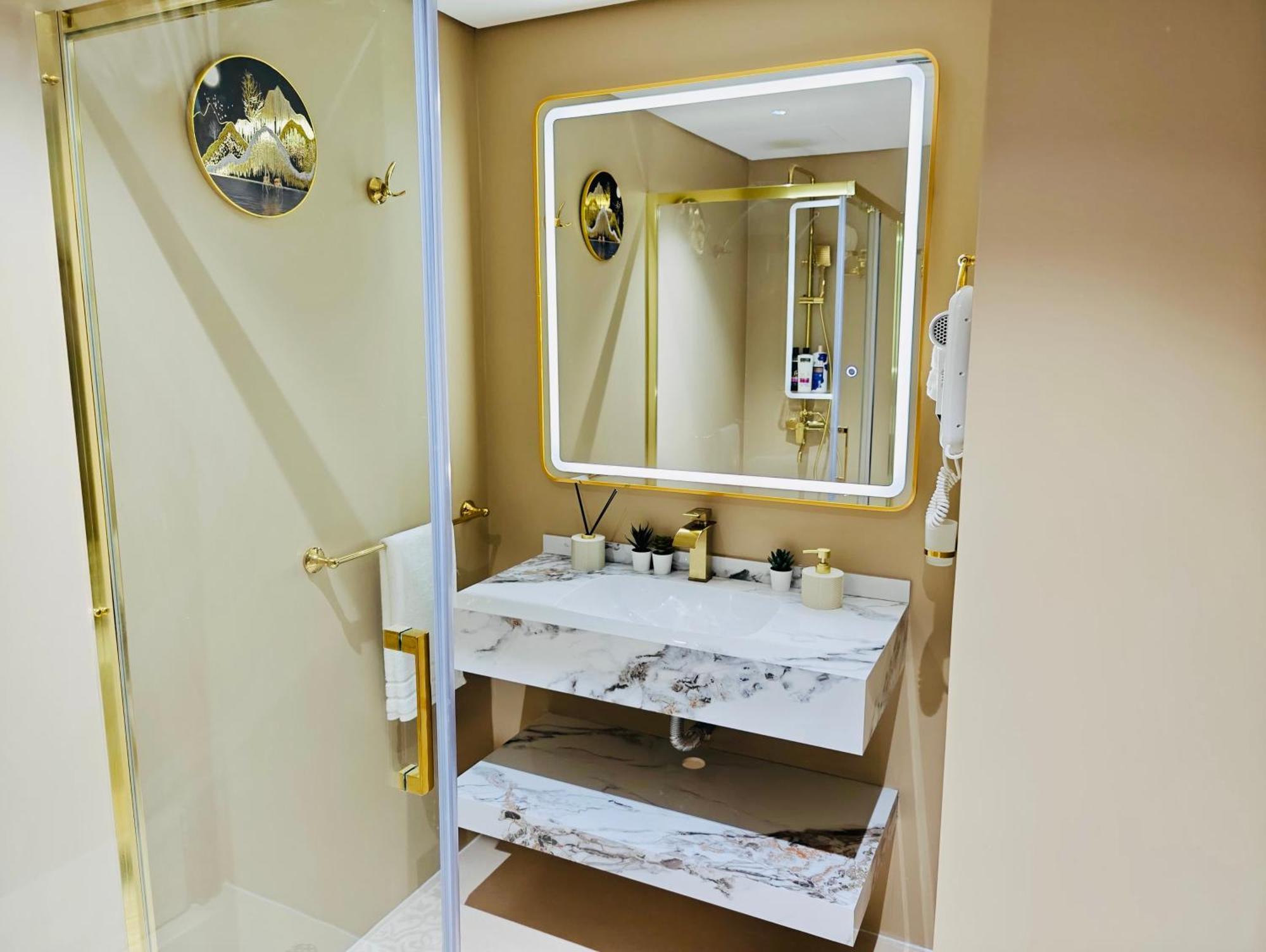 369 Stays- 1 Bedroom Apartment In Sports City Dubai Exterior photo
