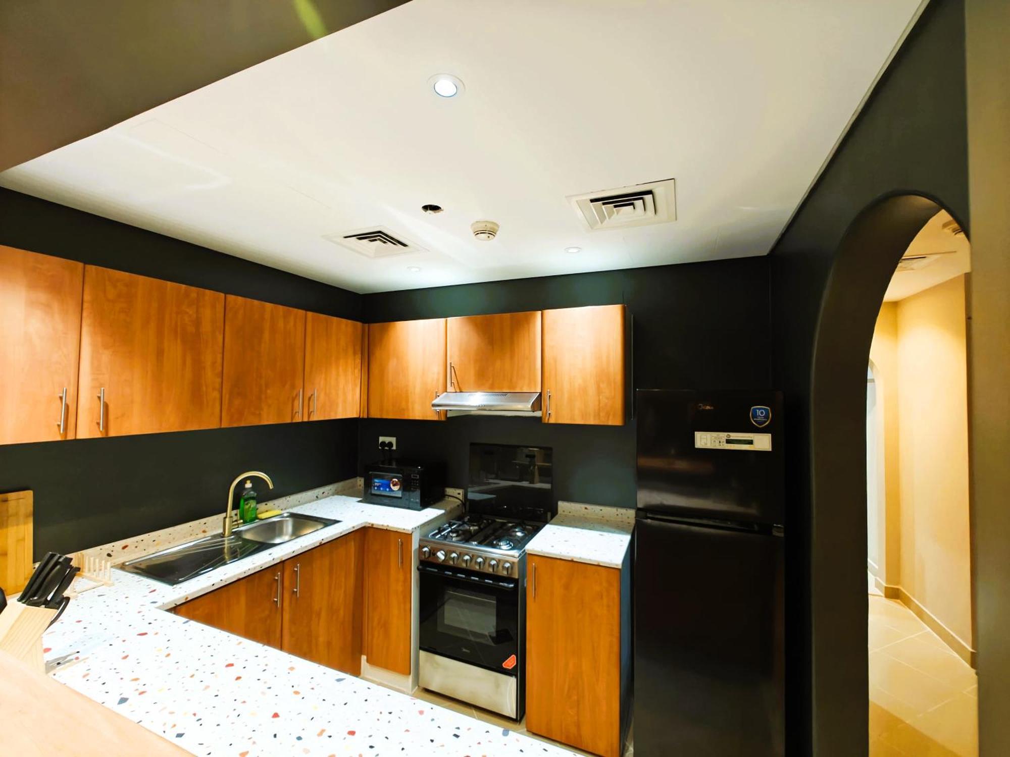 369 Stays- 1 Bedroom Apartment In Sports City Dubai Exterior photo